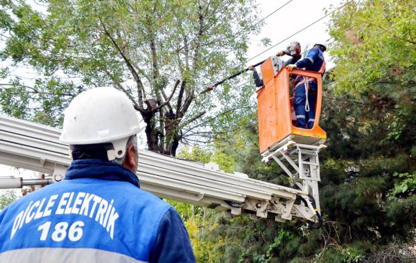 DİCLE ELEKTRİK DİYARBAKIR’DA KIŞA HAZIR