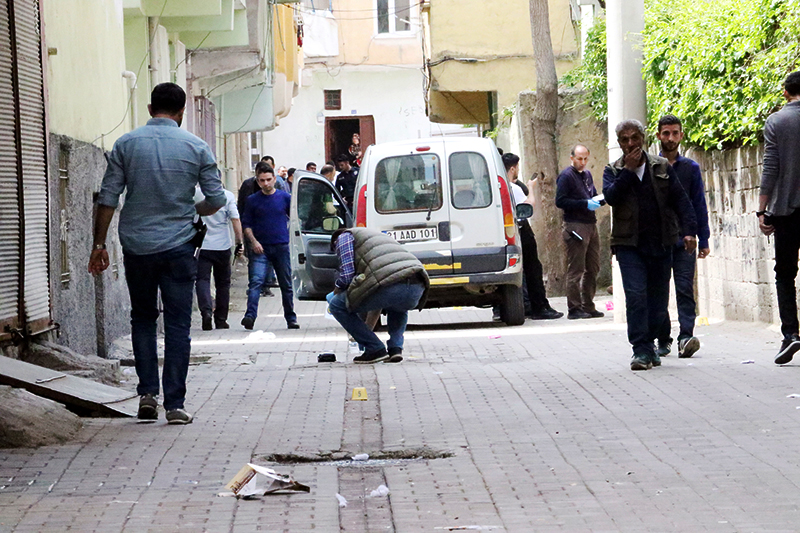 DİYARBAKIR’DA KIZ İSTEME DEHŞETİ!