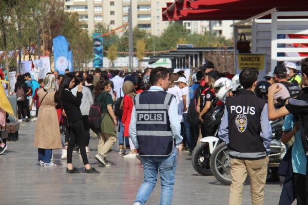 ‘GENÇLİK FESTİVALİ TEPKİSİ’