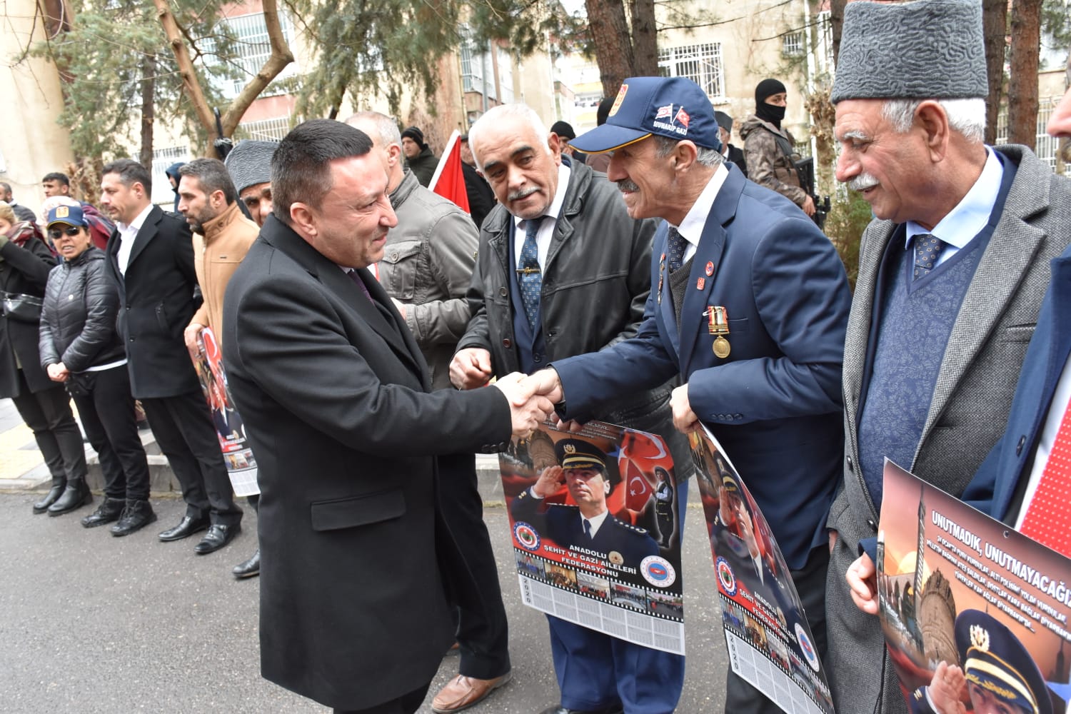 ŞEHİT EMNİYET MÜDÜRÜ ALİ GAFFAR OKKAN VE SİLAH ARKADAŞLARI UNUTULMADI