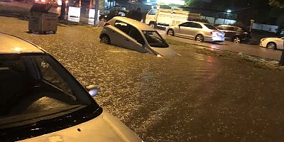 Ankara'da sağanak sele neden oldu