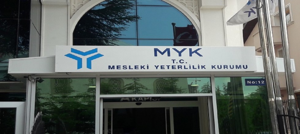 40 meslek için Mesleki Yeterlilik Belgesi zorunluluğu getirildi