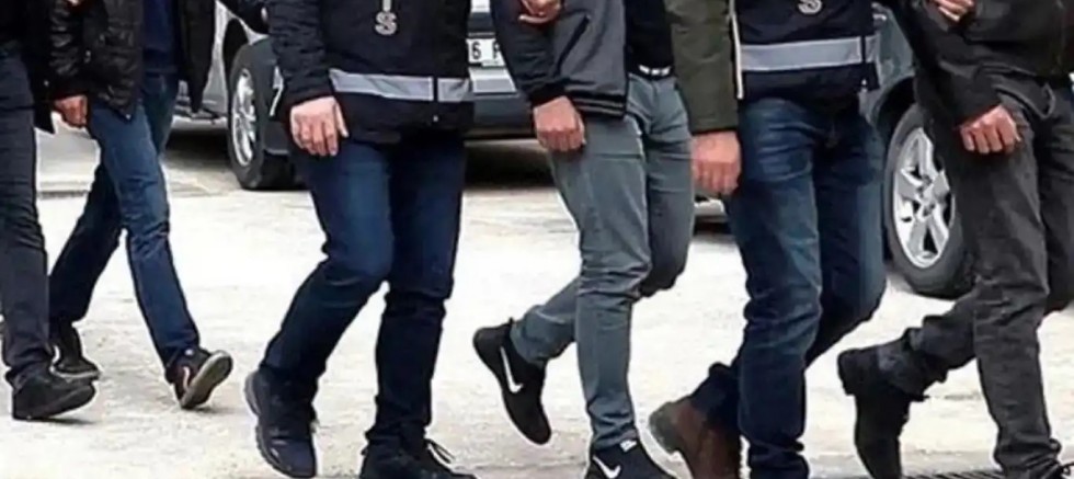 Adana merkezli suç örgütü operasyonunda 216 şüpheli tutuklandı