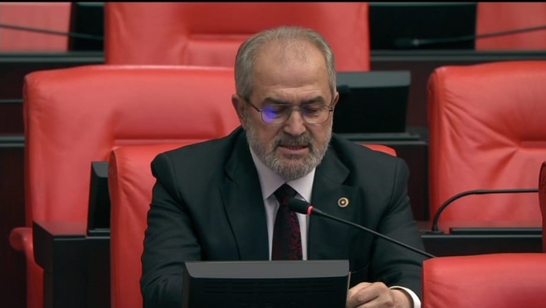 AK Parti’li Mehmet Sait Yaz’dan Meclis’te Mine Kırıkkanat’a sert tepki
