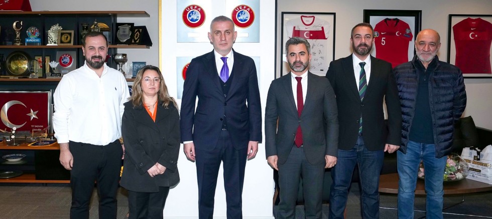 Amedspor Başkanı Nahit Eren:TFFBaskani Haciosmanoglunu Ziyaret etti.