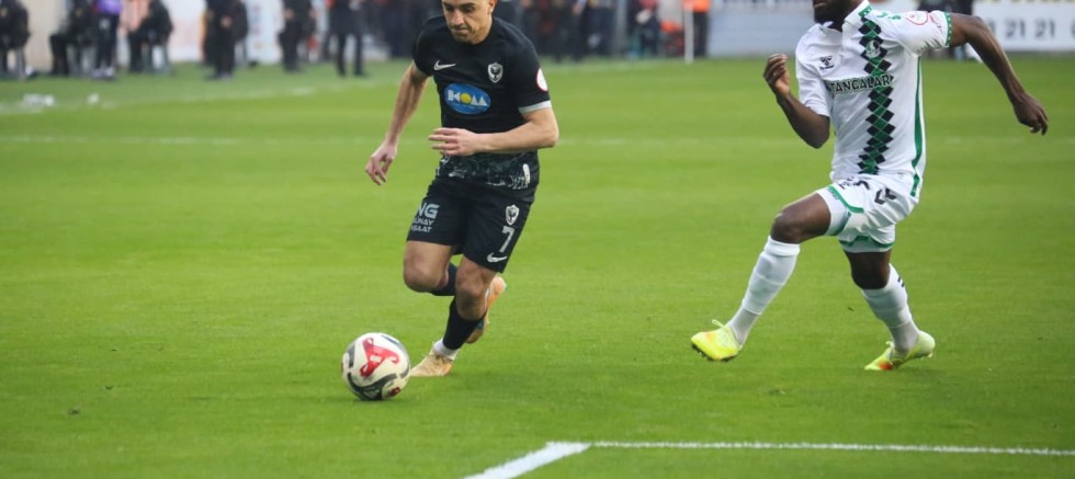 Amedspor  Evinde Berabere kaldı liderliğe Erzurumspor geçti 