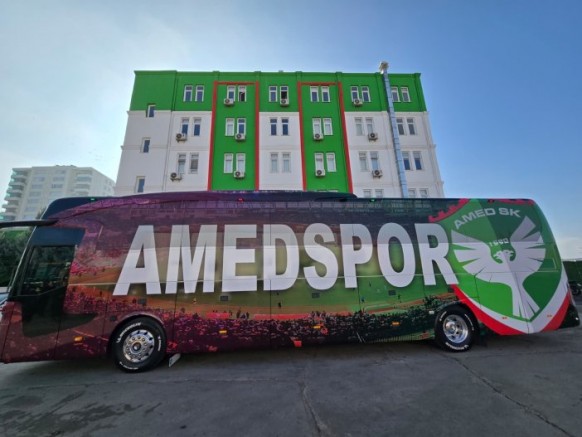 Amedspor takım otobüsü Bandırma yolunda