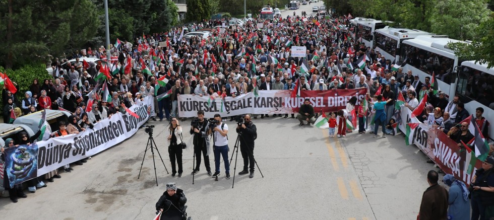 Ankara’da “Küresel İşgale Karşı Küresel Direniş” yürüyüşü düzenlendi