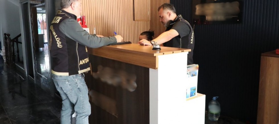 Antalya'da 8 işletmeye cezai işlem