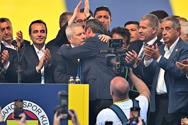 Aziz Yıldırım’dan şok açıklama: Sezon sonunda başkanlığı bırakacak