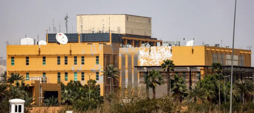 Bağdat'taki ABD Büyükelçiliği vuruldu: Hava savunma sistemi devre dışı kaldı