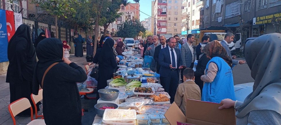 Bağlar 'da Gazze’ye Destek İçin Anlamlı Kermes