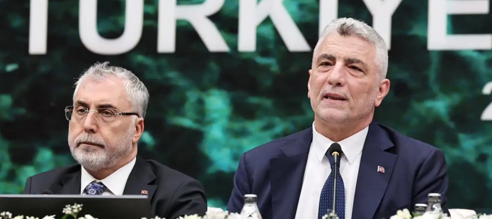 bakan-bolat-turkiye-uretimini-ve-ihracatini-artirmaya-devam-ediyor.jpg