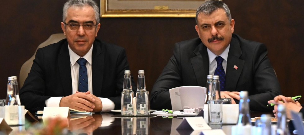 Bakan Çiftçi, Cumhurbaşkanlığı Hukuk Politikaları Kurulu Başkanvekili Uçum ile bir araya geldi
