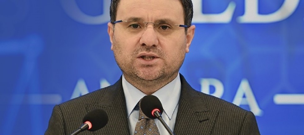 Bakan Gürlek: 27 Nisan E-muhtırası seçilmiş hükümete yönelik müdahale girişimiydi