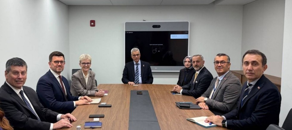Bakan Memişoğlu, GE HealthCare heyetiyle New York'ta görüştü
