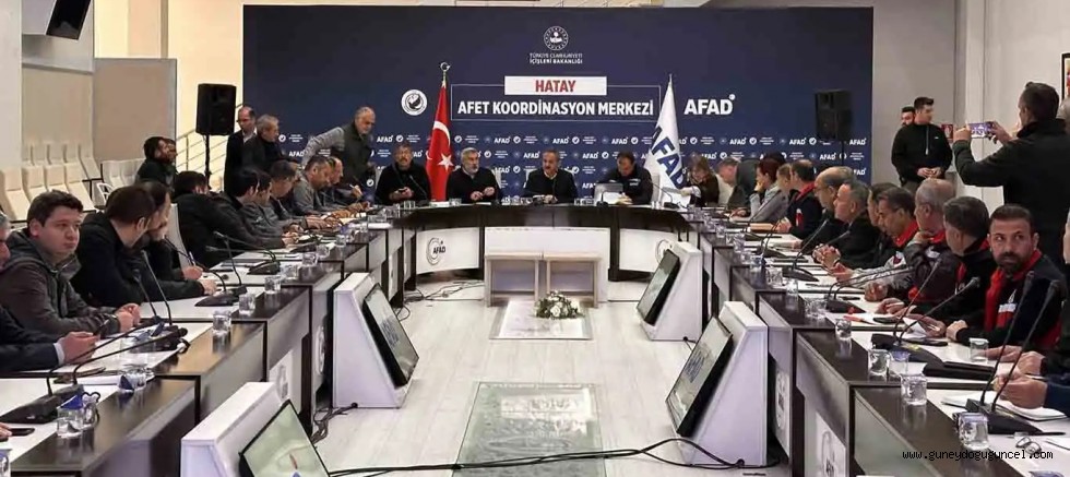 Bakan Özer: Afet bölgesinde çocuklarımızın eğitimleri için var gücümüzle çalışıyoruz