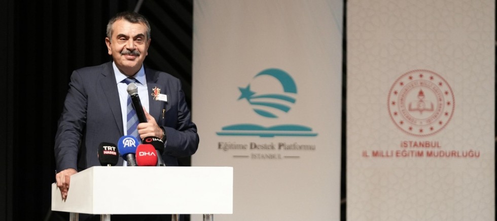 Bakan Tekin: Haçlı Seferleri değil 