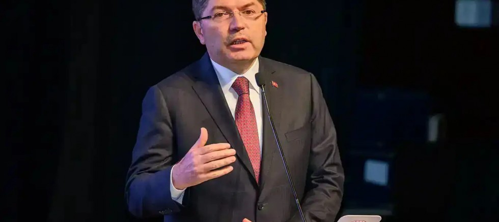 Bakan Tunç: 2025 Yılı Mazeret ve Müstemir Yetki Kararnameleri ile 621 hakim ve savcıya atama yapıldı