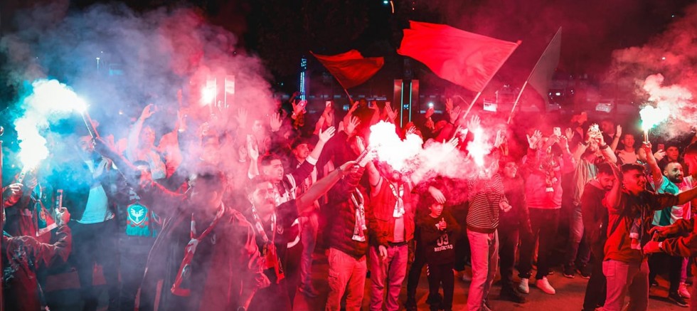 Barikat Eğe  Taraftarlar Grubu her zaman takımın yanında!