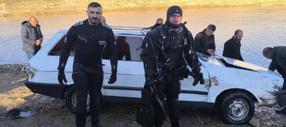 Batman’da baraj gölüne gömülen araç 3 gün sonra bulundu