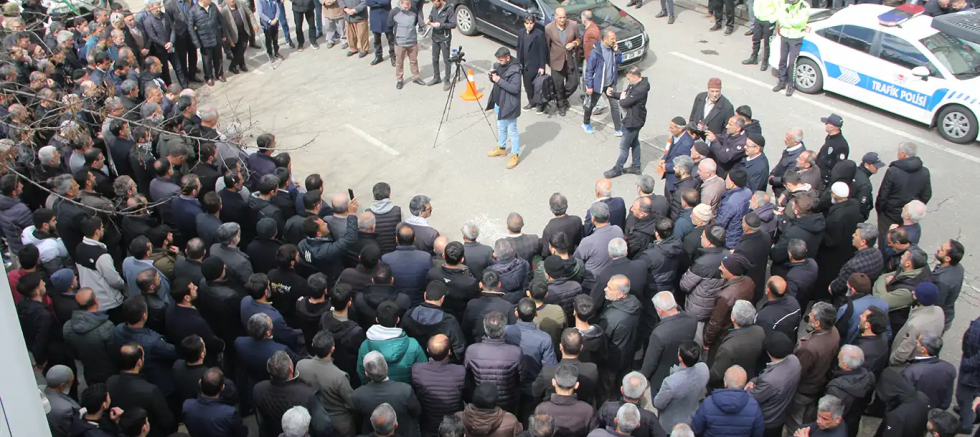 Bingöl'deki STK'lar: Boykot, bir direniştir. Sofrana düşmanın silahıyla oturma, aşına zehir katma
