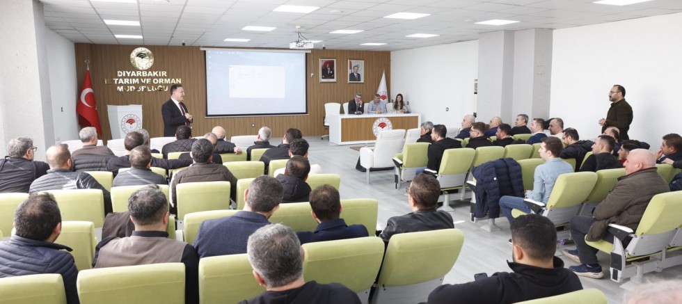 Bitki Koruma Ürünleri Hakkında Bilgilendirme Toplantısı Düzenlendi