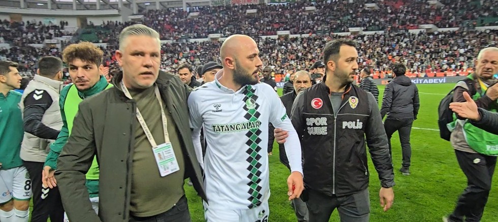 Burak Bekaroğlu olayların  1 numaralı Suçlusu