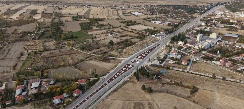 Burdur-Tefenni-Çavdır yolu hizmete açıldı