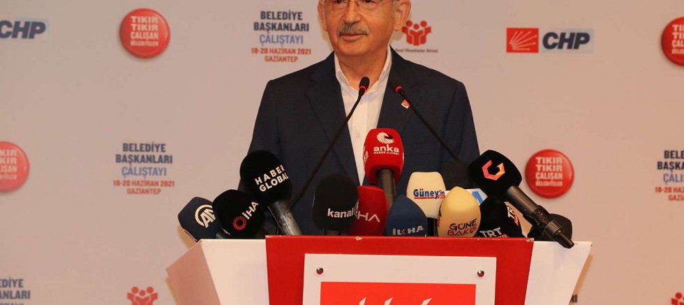 CHP kurultayı iptal edildi: Kemal Kılıçdaroğlu yeniden CHP'nin başına geçiyor