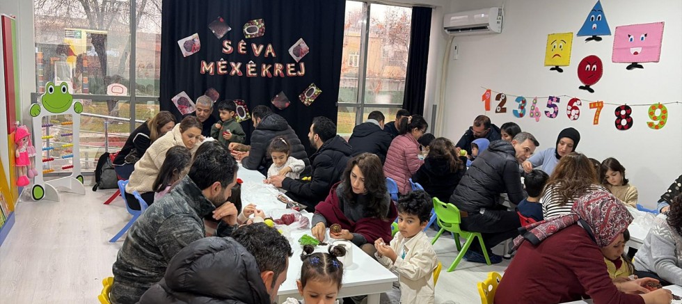 Çocuklar, Sêva Mêxekrêj ekinliğinde buluştu