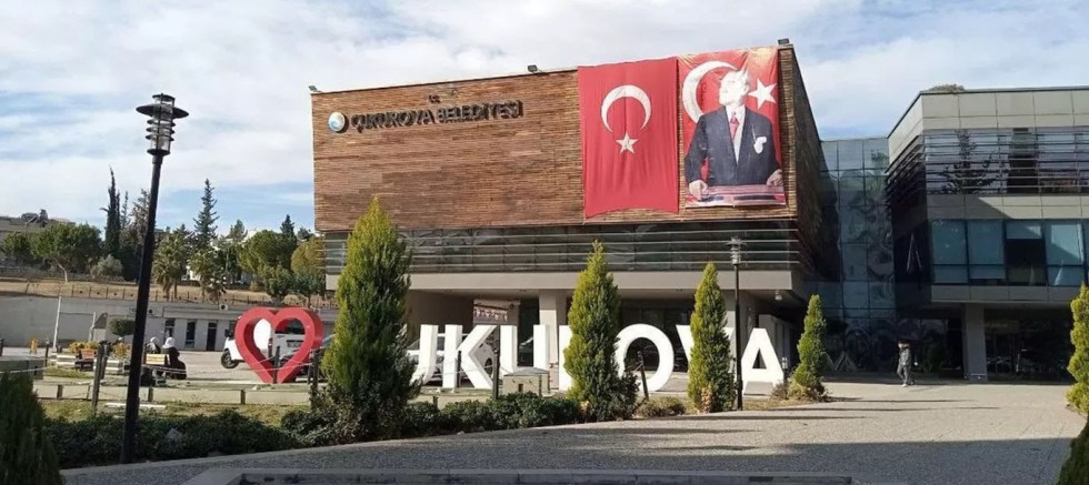 Çukurova Belediyesi soruşturmasında 34 tutuklama