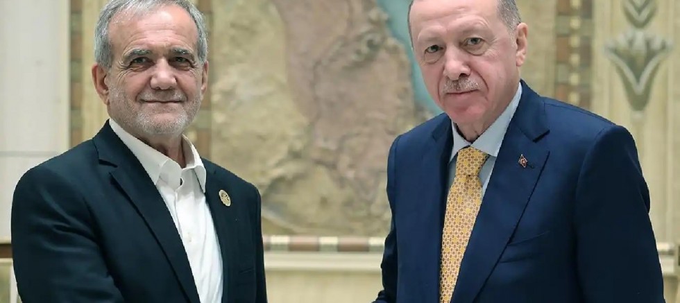 Cumhurbaşkanı Erdoğan, İran Cumhurbaşkanı Pezeşkiyan ile görüştü