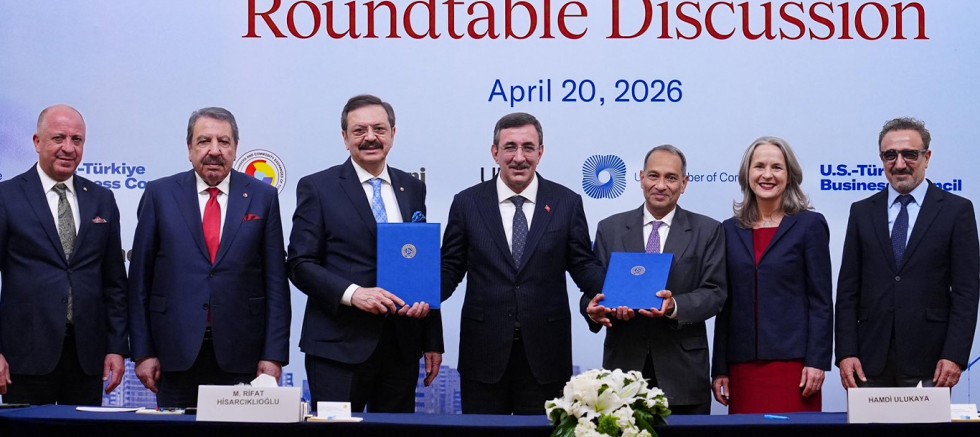 Cumhurbaşkanı yardımcısı Yılmaz: Ticaret hacminde hedef 100 milyar dolar