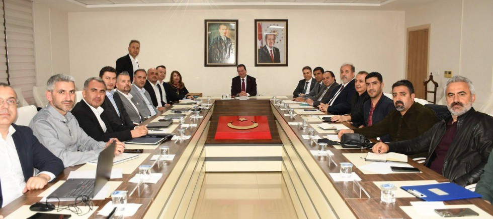 Dicle Üniversitesi 600 Yataklı Hastane Projesinde Kritik Toplantı Gerçekleştirildi