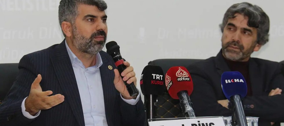 Dinç: Dillere düşmanlık fıtrata ve Allah'ın taksimatına düşmanlıktır