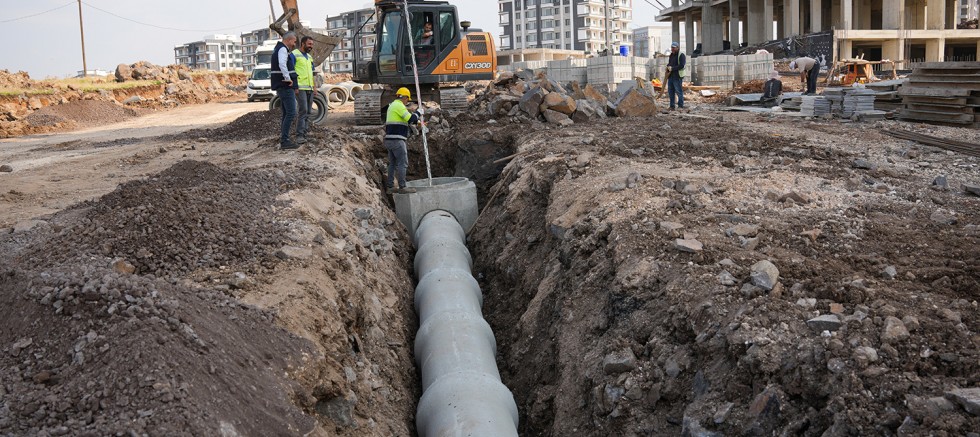DİSKİ, Jiyan Caddesi’nde yağmur suyu hattı yapımına başladı