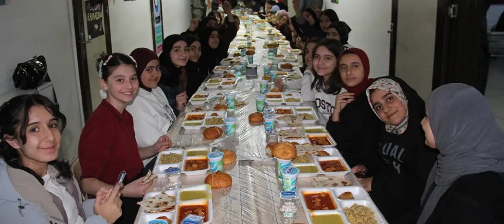 Diyarbakır’da 350 öğrenci aynı sofrada buluştu