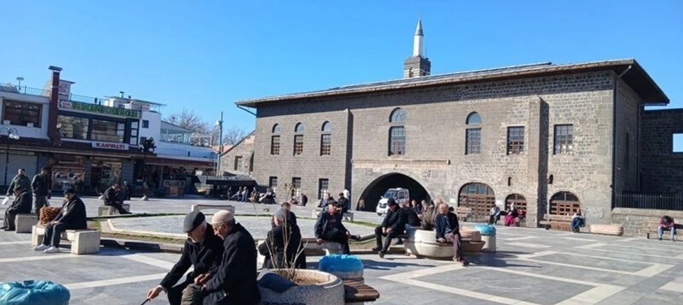 Diyarbakır’da 90 Yaş Üstü Nüfus Analizi: 3 Bin 614 Kişi Tespit Edildi