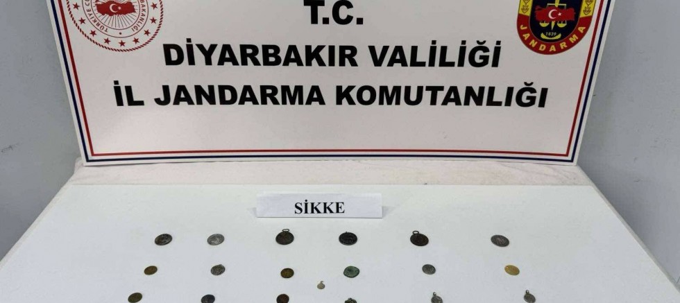 Diyarbakır’da “Anadolu Mirası” Operasyonu: Tarihi Eserler Ele Geçirildi