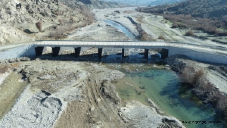 Diyarbakır'da Aygün-Tuzla köprüsü 3 ilçeyi birleştirdi