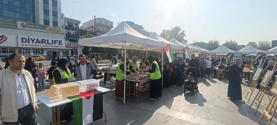 Diyarbakır’da Filistin’le Dayanışma Gazze Yararına Yardım Kermesi Düzenlendi