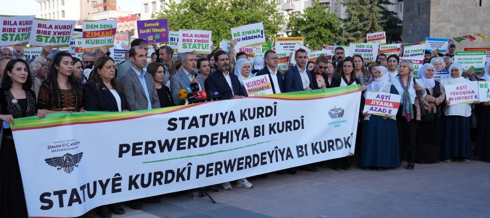 Diyarbakır’da Kürt Dil Bayramı Açıklaması