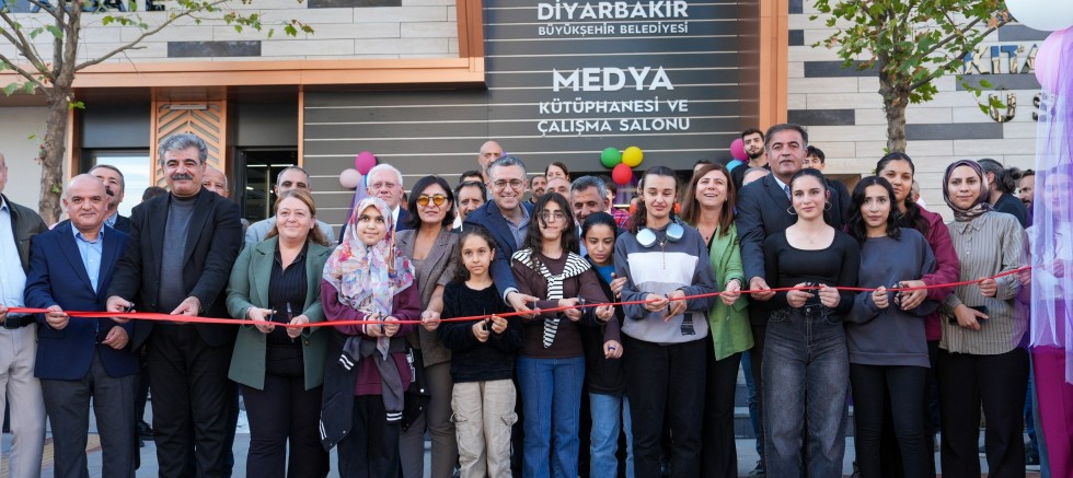 Diyarbakır’da Medya Kütüphanesi hizmete açıldı