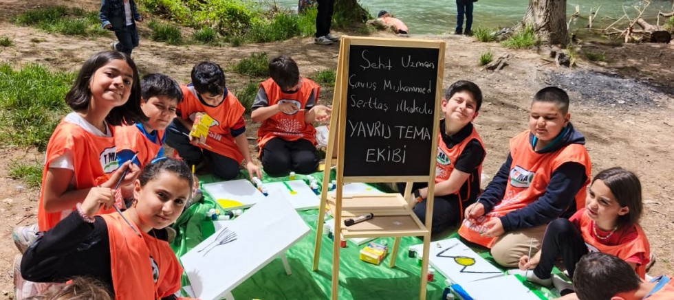 Diyarbakır’da Öğrencilerden Doğaya Duyarlı Etkinlik: “Doğada Bir Gün, Doğada Birlikteyiz”