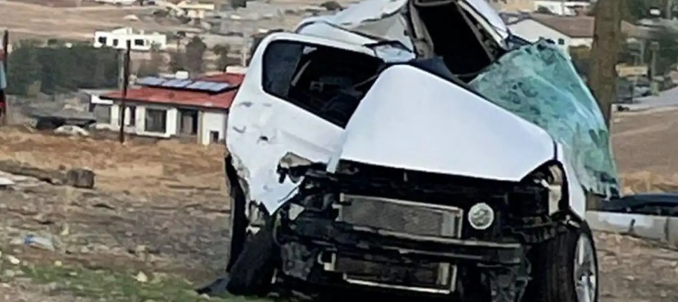 Diyarbakır’da yol çalışması bölgesinde kaza: Genç hemşire hayatını kaybetti