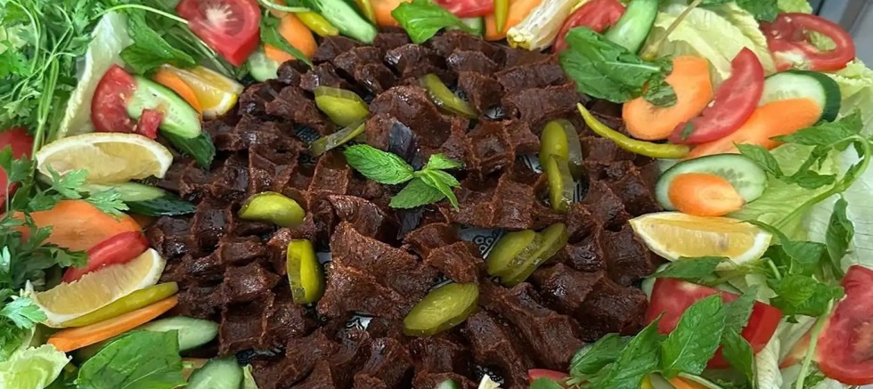 Diyarbakır’dan dünyaya uzanan lezzet: Çiğkoftelatta