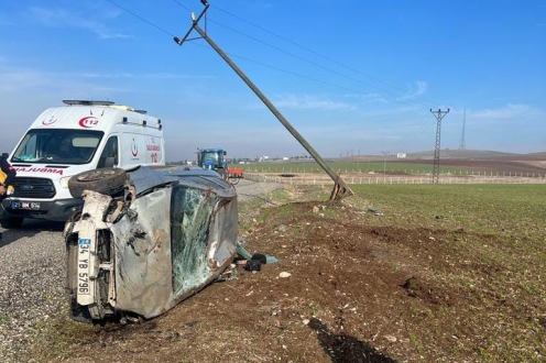Diyarbakır Sur İlçesi'nde Trajik Trafik Kazası: Araç Takla Attı, Yaralı Var!