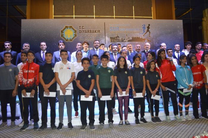 DİYARBAKIR ULUSLARARASI SUR YARI  MARATONA EV SAHİPLİĞİ YAPACAK