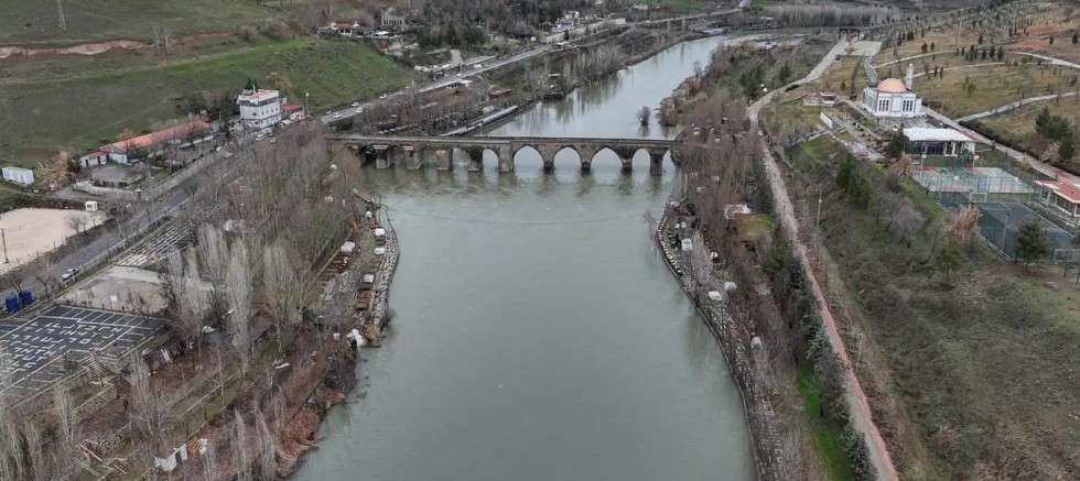 Diyarbakır Valiliği'nden Dicle Barajı uyarısı